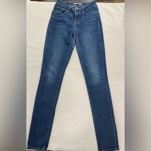 Levi's Women's high rise Blue Skinny stretch Jeans